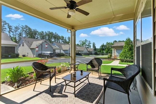 Building Photo - 3047 Patriot Square SW