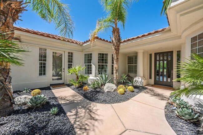 Building Photo - 51493 Marbella Ct
