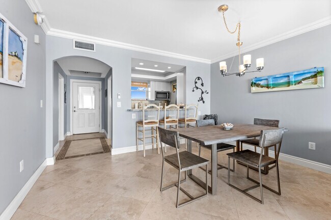 Building Photo - 2921 S Ocean Blvd