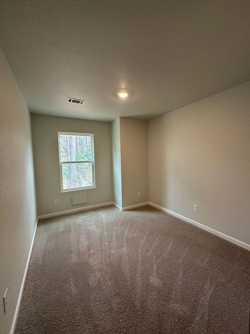 Building Photo - 1112 Highwood Ln