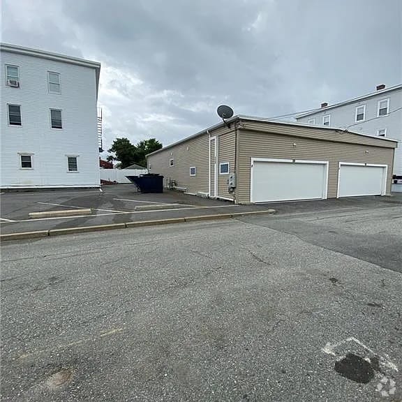 Building Photo - 501 Wood St
