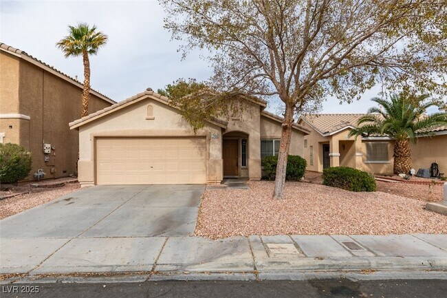 Primary Photo - 744 Gritty Garnet Ave