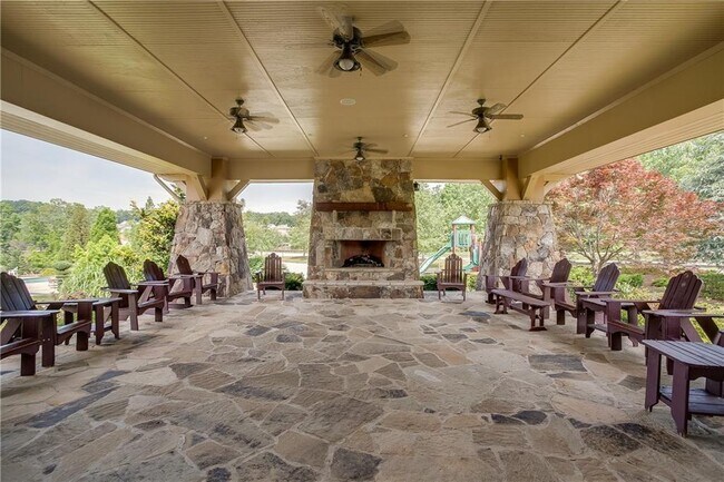 Building Photo - 6925 Fellowship Ln