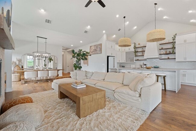 Building Photo - 8400 Ambergill Ct