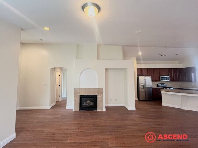 Building Photo - Charming 3-Bedroom in Southwest!