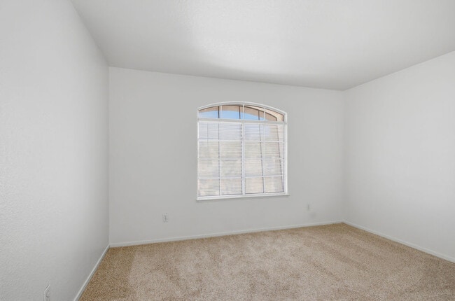 Building Photo - 7561 Glowing Ember Ct