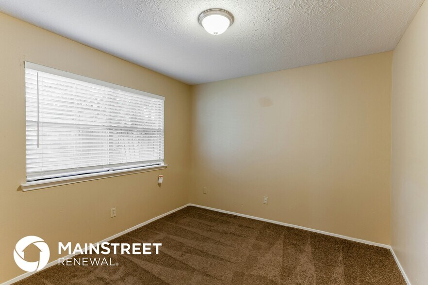 Building Photo - 9415 Charterlawn Cir