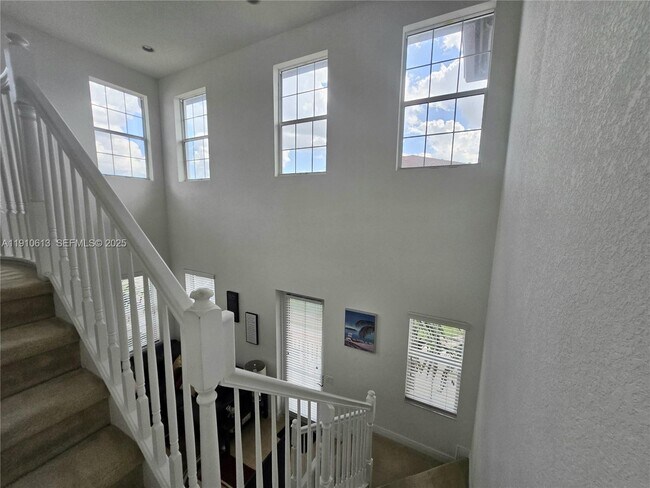 Building Photo - 11938 SW 26th Ct