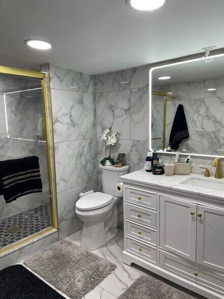 Building Photo - 1 Notch Rd