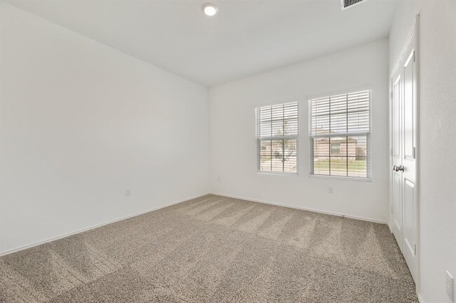 Building Photo - 10713 Steinbeck Dr