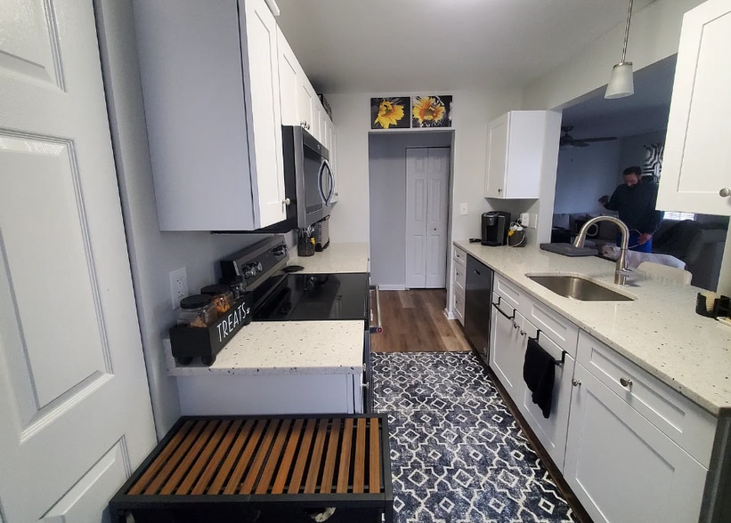 Building Photo - 3629 10th St