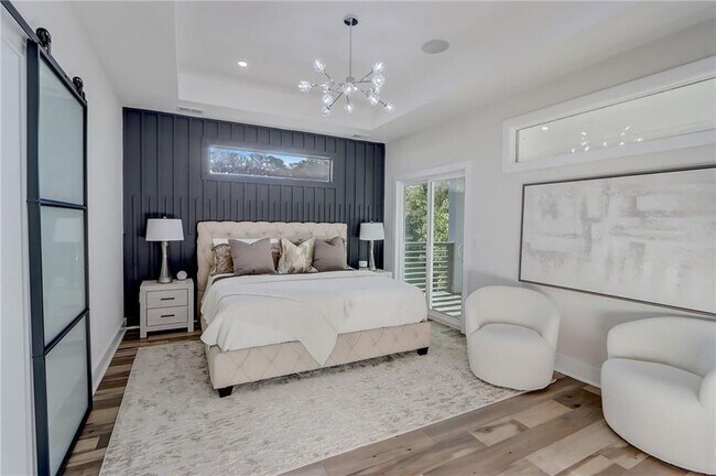 Building Photo - 2014 Cambridge Ave