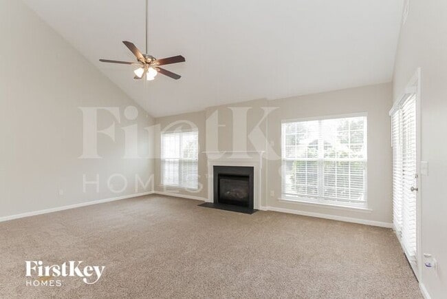 Building Photo - 104 Ivy Creek Ln