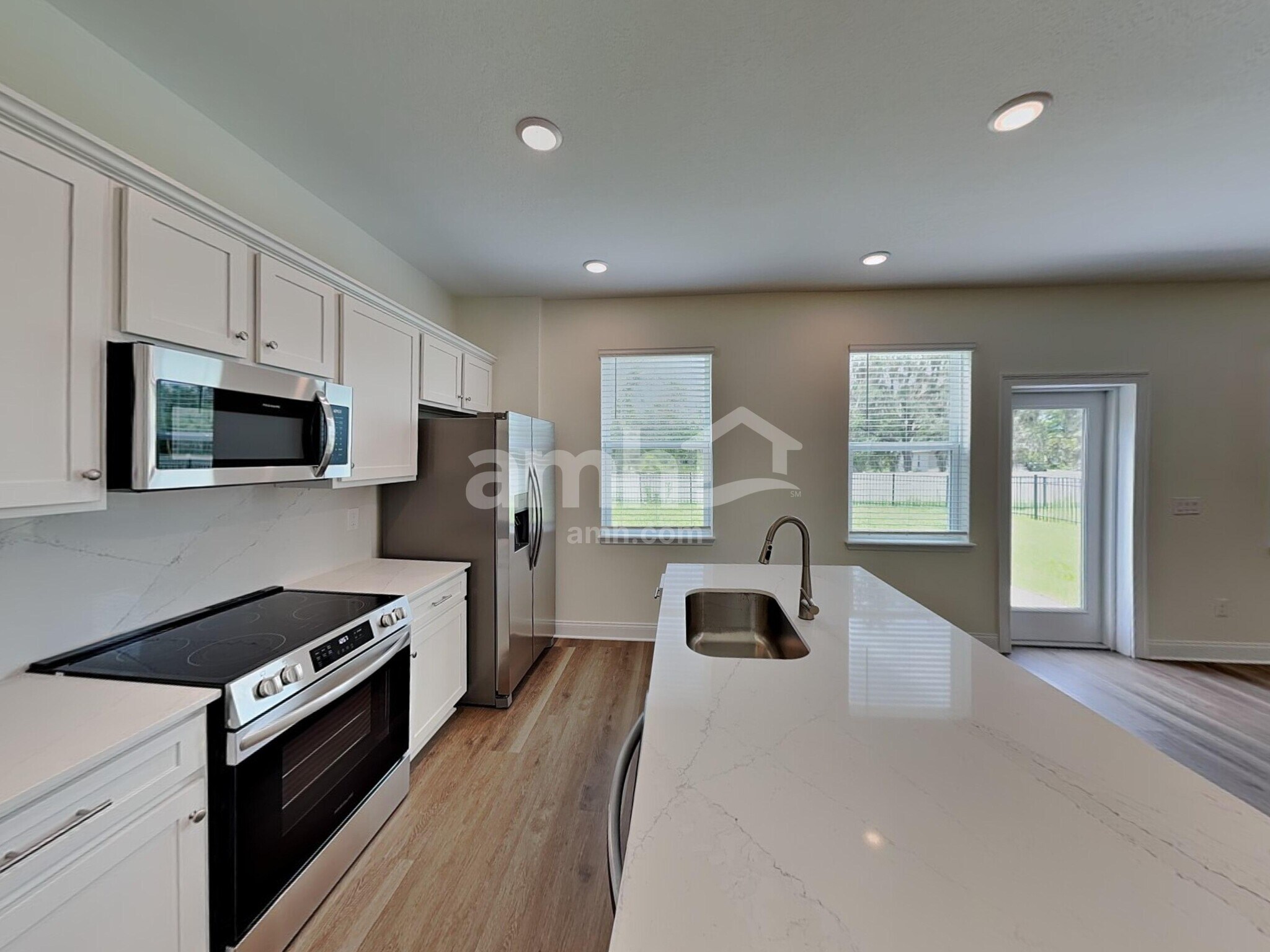 Building Photo - 5654 Oesterle Rd