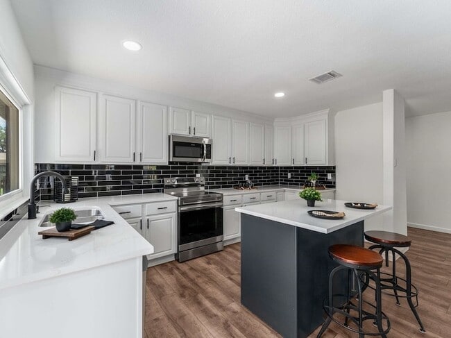 Building Photo - 1824 Arundel Dr