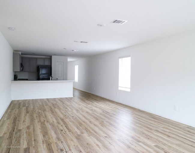 Building Photo - 21811 Hickory Spgs Ct