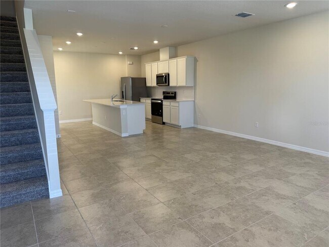 Building Photo - 6400 Tabebuia Pkwy