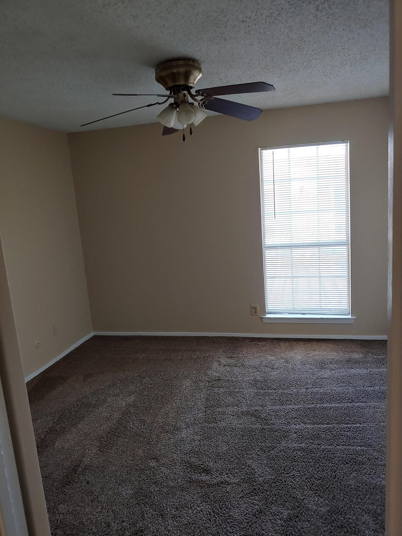 Building Photo - 12480 Abrams Rd