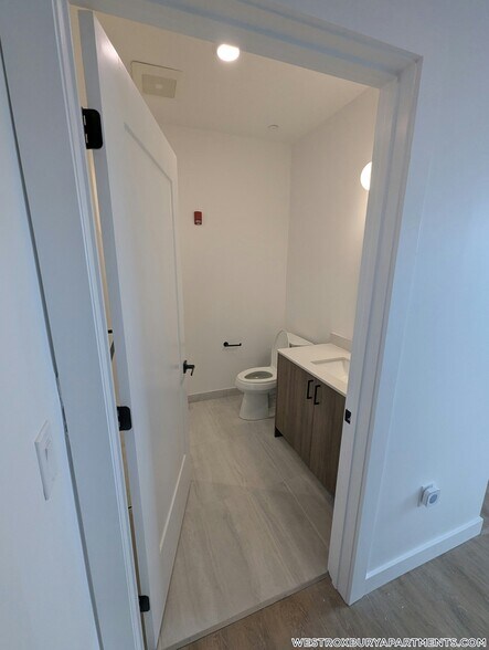 Building Photo - 199 Gardner St