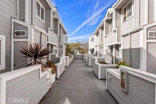 Building Photo - 24582 Del Prado Ave