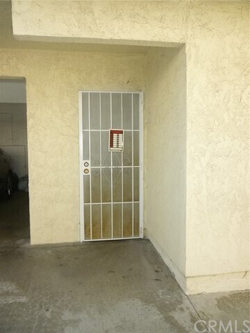 Building Photo - 15910 Harvard Blvd