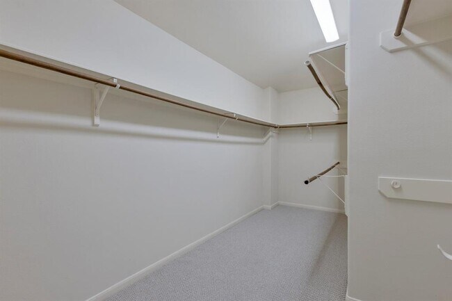 Building Photo - 2712 Park Falls Dr