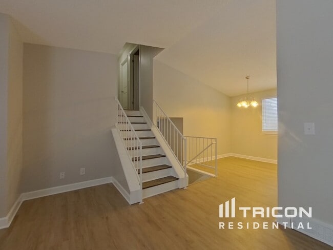 Building Photo - 4514 Fenton Rd