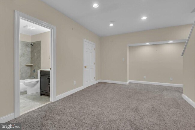 Building Photo - 3355 Lancer Ct