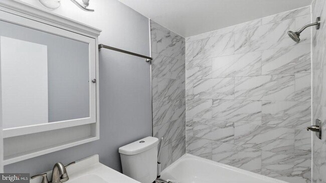 Building Photo - 1984 Arwell Ct