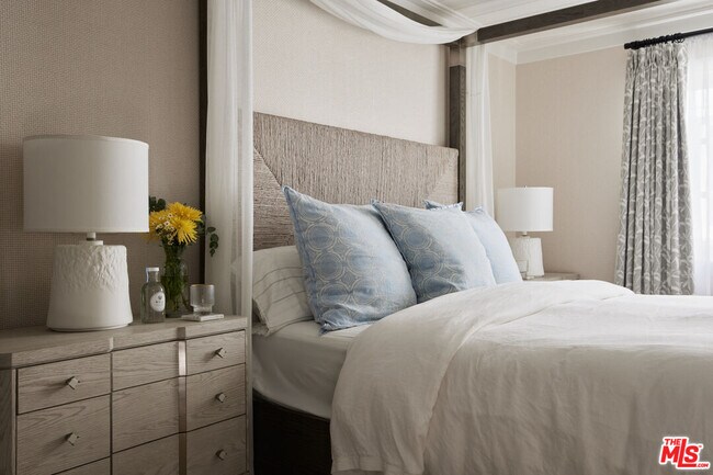 Building Photo - 204 Pearl Ave