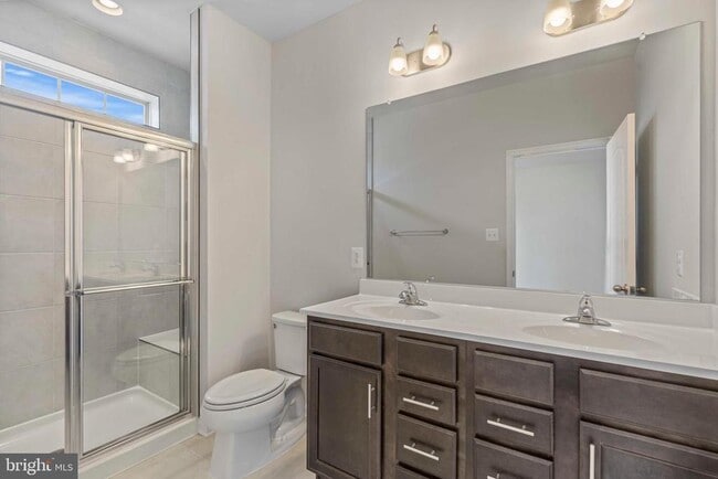 Building Photo - 5903 Garden Walk Dr