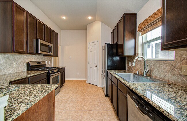 Building Photo - 28971 Birch Green Way