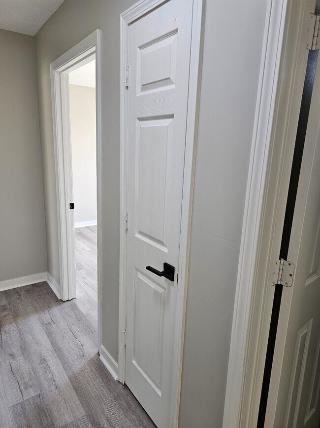 Building Photo - 119 Cedar Spring Cir