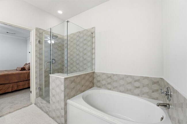 Building Photo - 58 Crocus Petal St