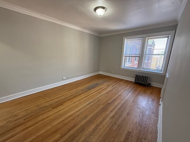Building Photo - 2111 Grove Ave