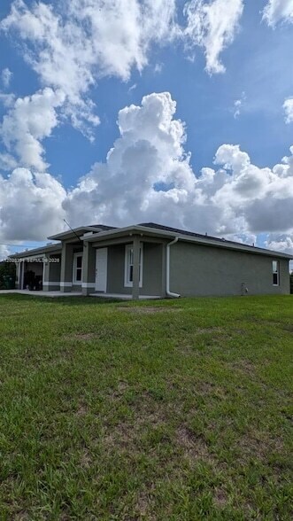 Building Photo - 9001 Penny Cir