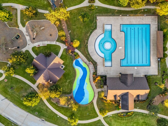 Building Photo - 9415 Summer River Dr