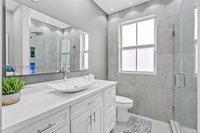 Building Photo - 15877 SW 61st Way