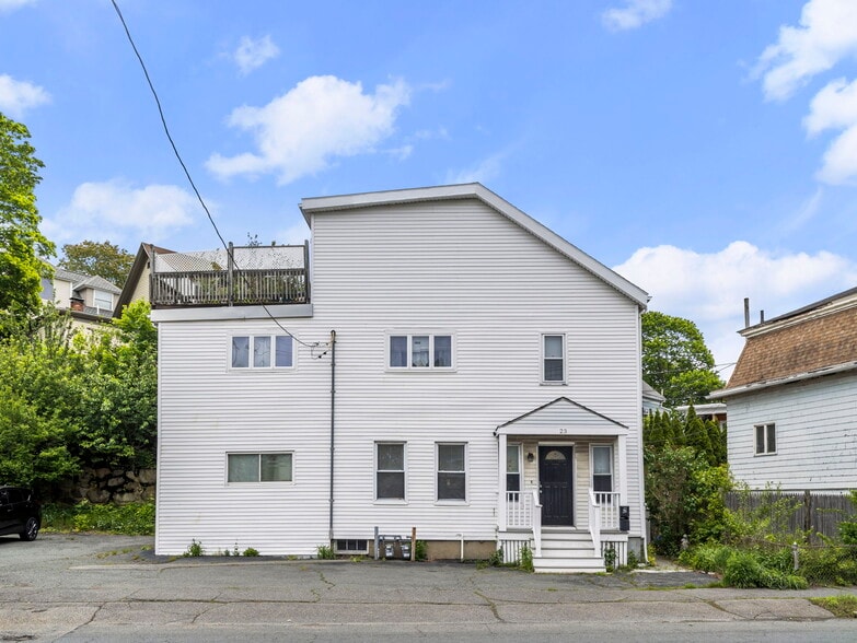 Primary Photo - 23 New Ocean St