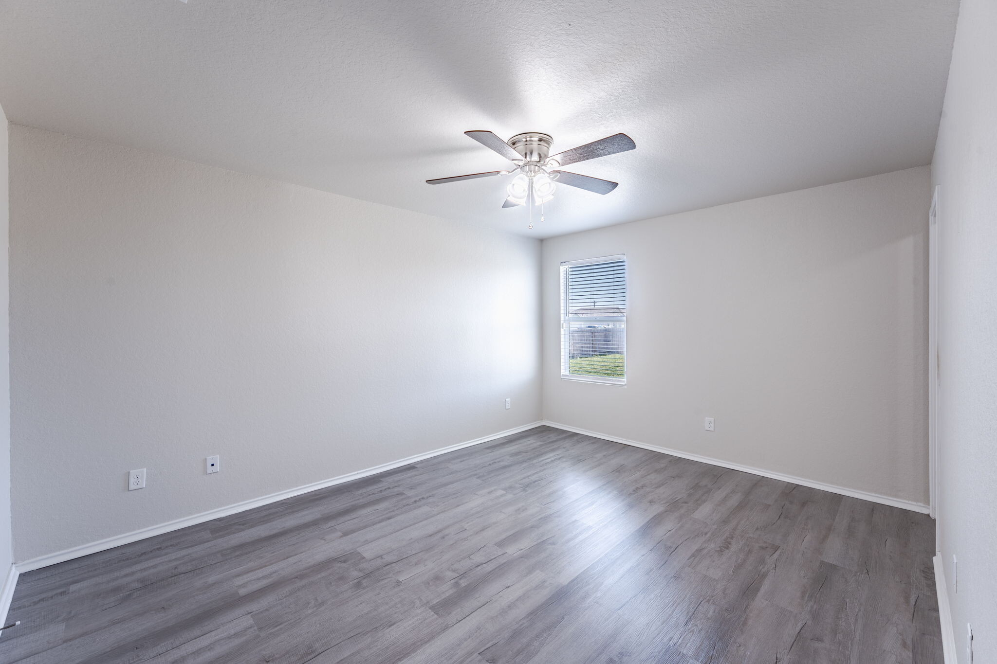 Building Photo - 360 Agave Cir