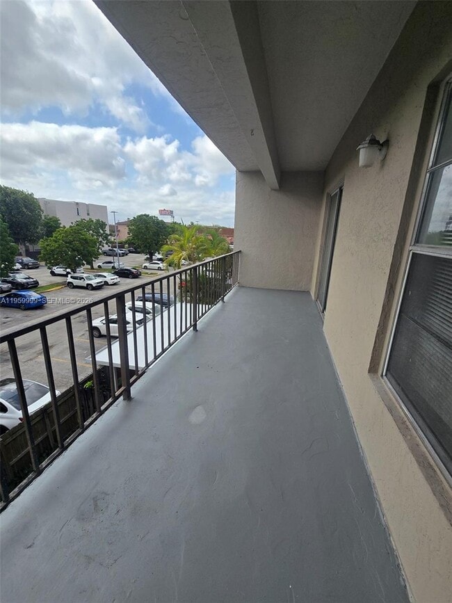Building Photo - 5755 W 20th Ave