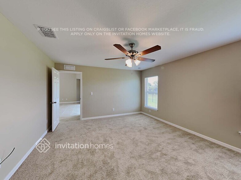 Building Photo - 311 Tandil St