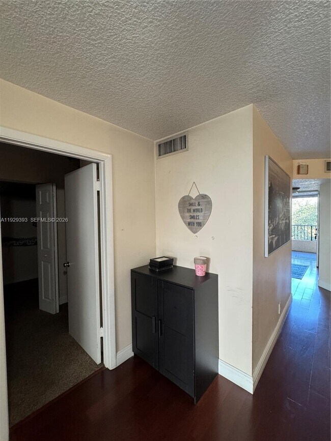 Building Photo - 10451 W Broward Blvd