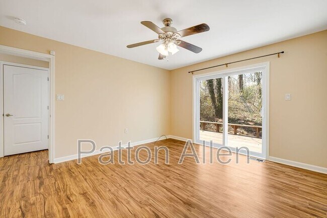 Building Photo - 56 Buffalo St