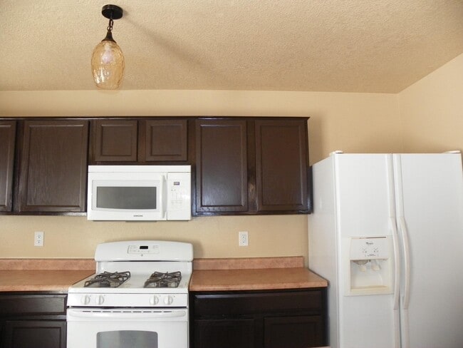 Building Photo - 1828 Chicoma Rd