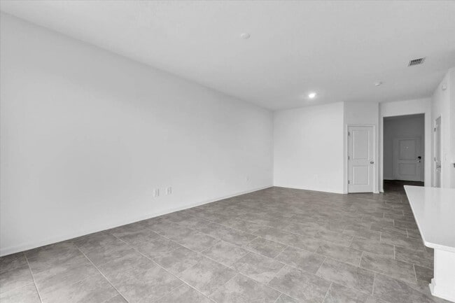 Building Photo - 3157 Laurent Lp