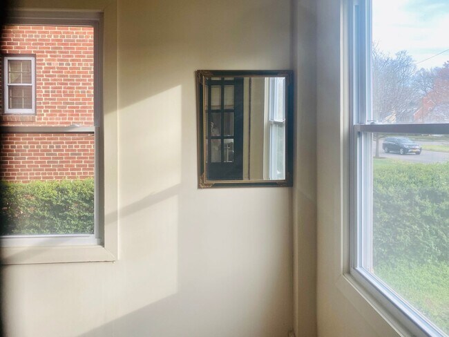 Building Photo - 4506 Monument Ave