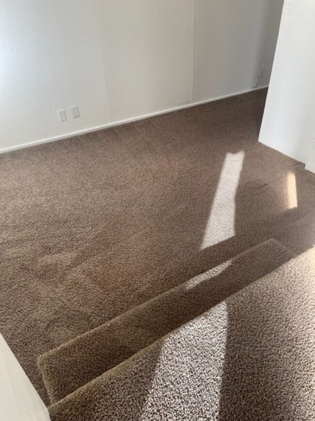 Building Photo - Welcome to the 3 Bedroom Mobile Home in Thornton! Located in the vibrant city of Denver, CO