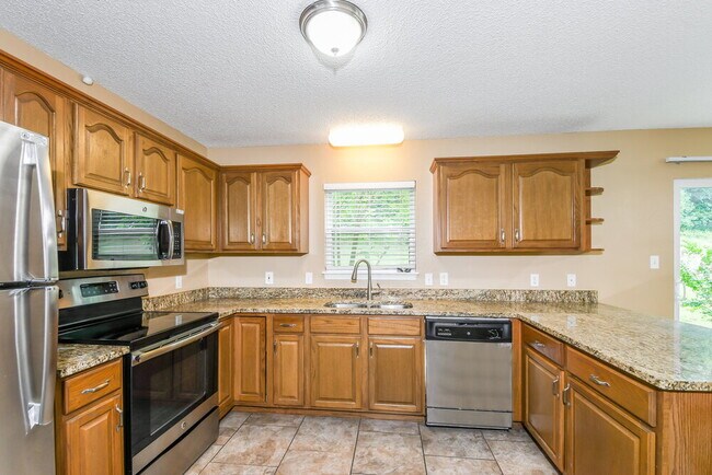 Building Photo - 626 N Friedberg Dr