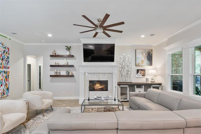 Building Photo - 245 Colonial Dr